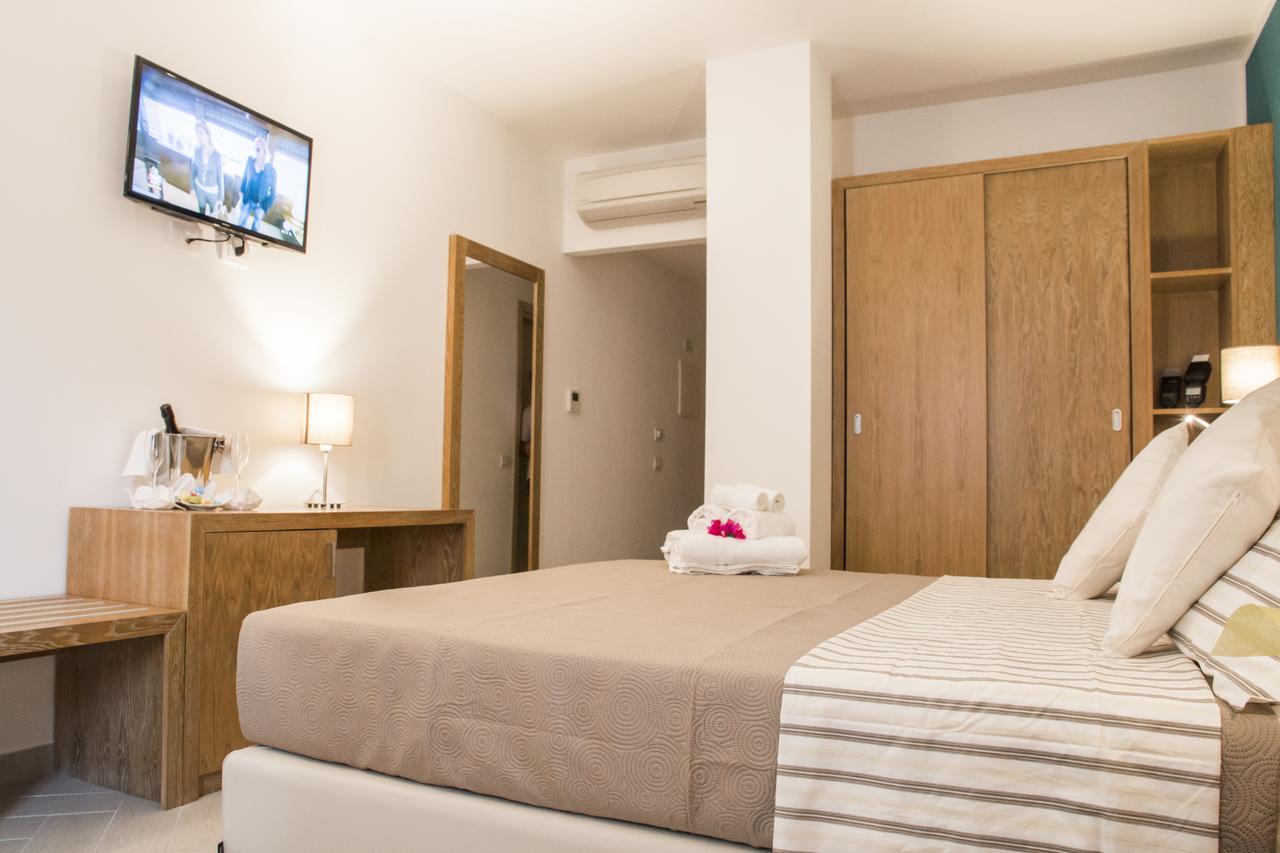 Hotel Maria Golfo Aranci Exterior photo