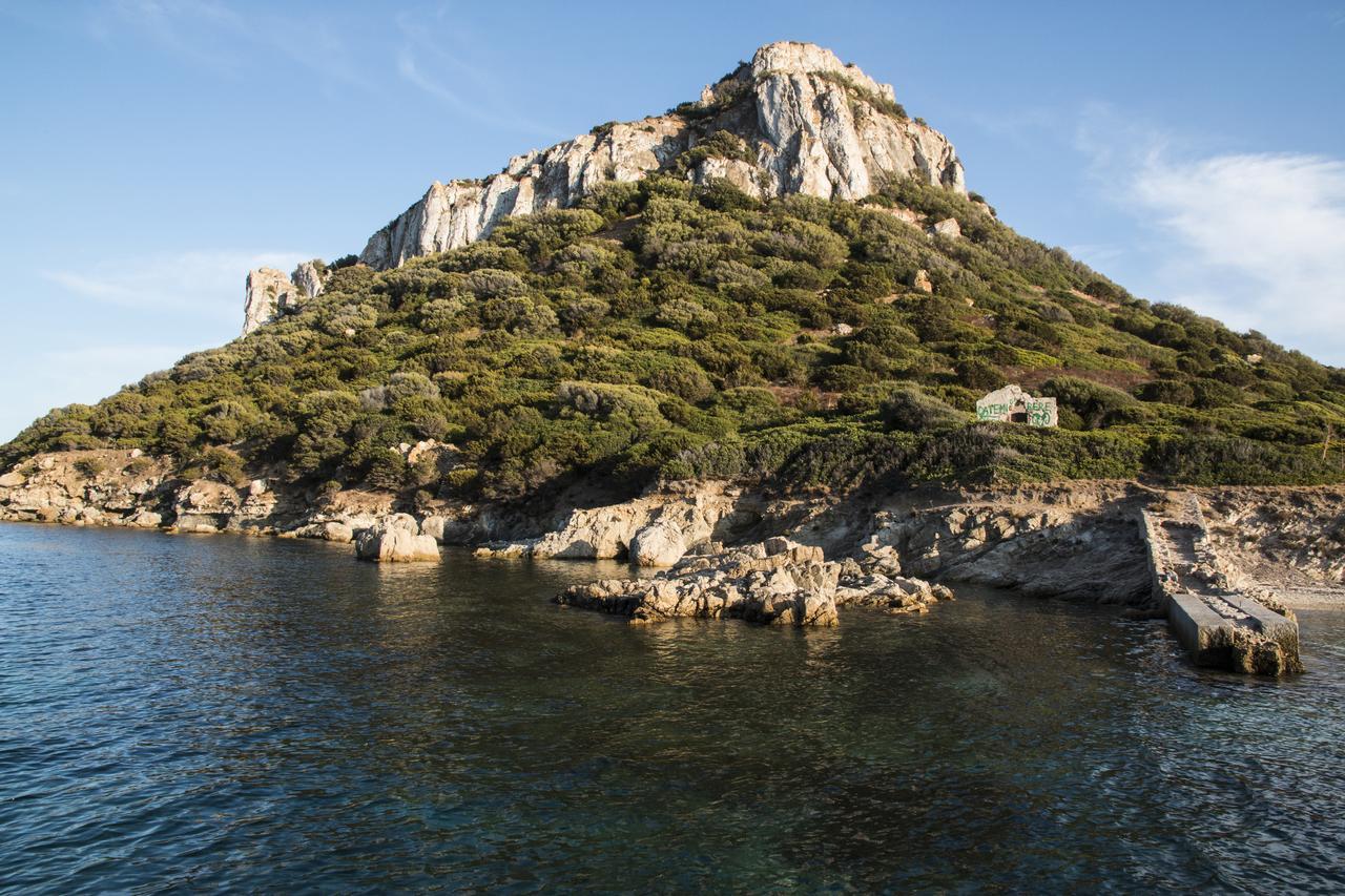 Hotel Maria Golfo Aranci Exterior photo